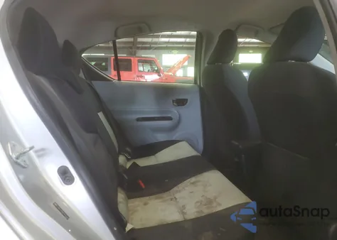 2014 Toyota Prius C z USA, uszkodzony, nr VIN JTDKDTB35E1560149